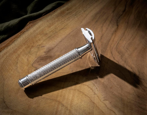 Т-образная бритва с закрытым срезом The Goodfellas' Smile Cliffhanger фото 2